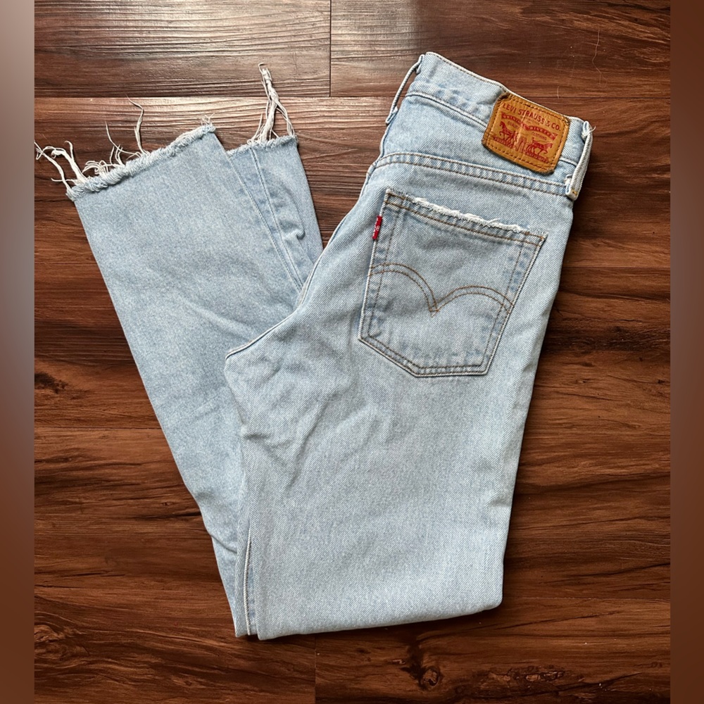 Levi's Light Wash Straight Leg Jeans